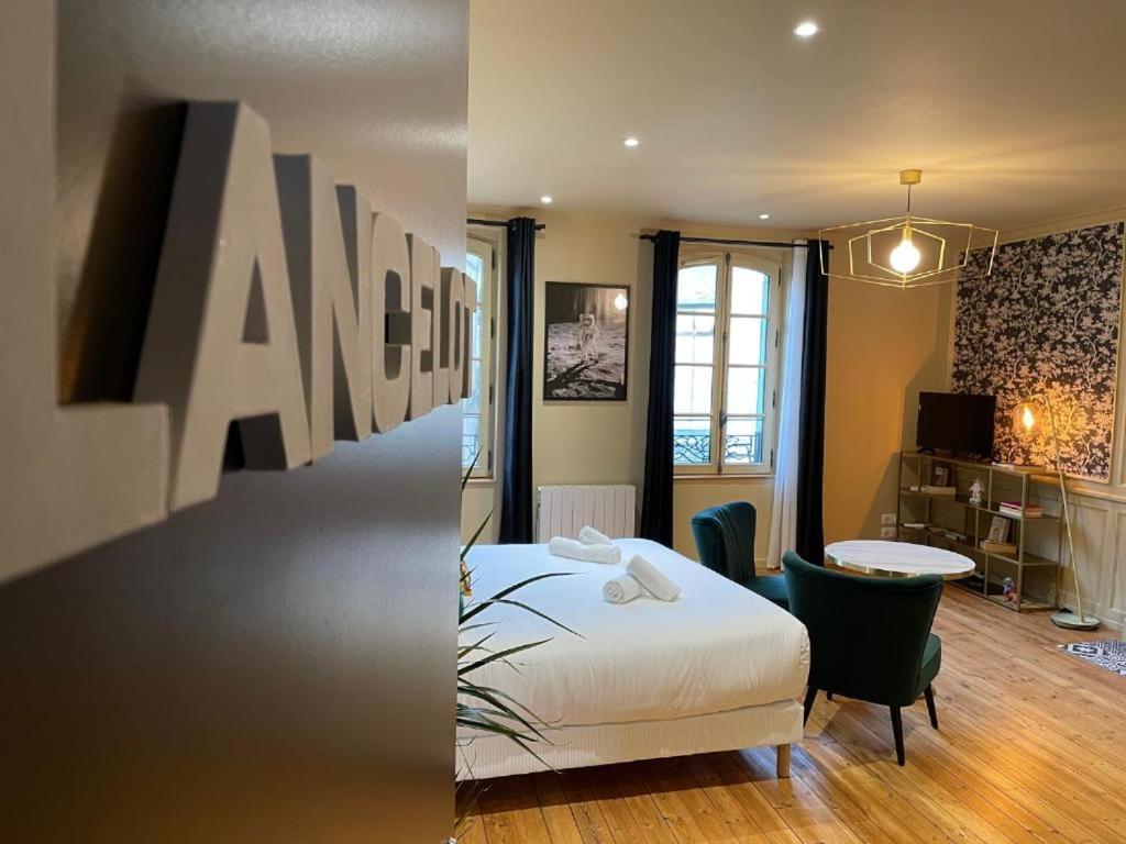 Lancelot Apartman Vannes Kültér fotó
